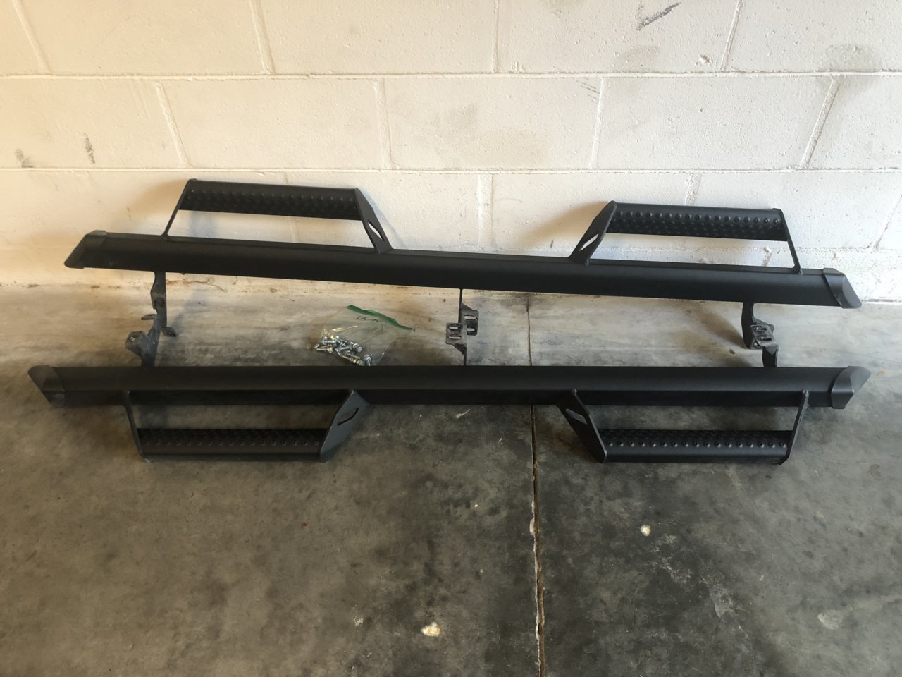 SOLD - 4Runner Toyota OEM Predator step bars | Toyota 4Runner Forum ...