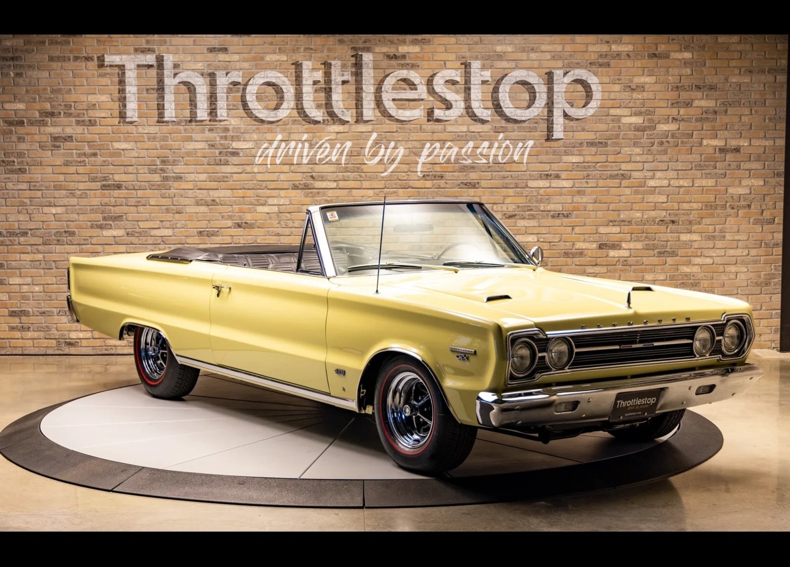 1967-plymouth-belvedere-hemi-gtx-convertible~2.jpg