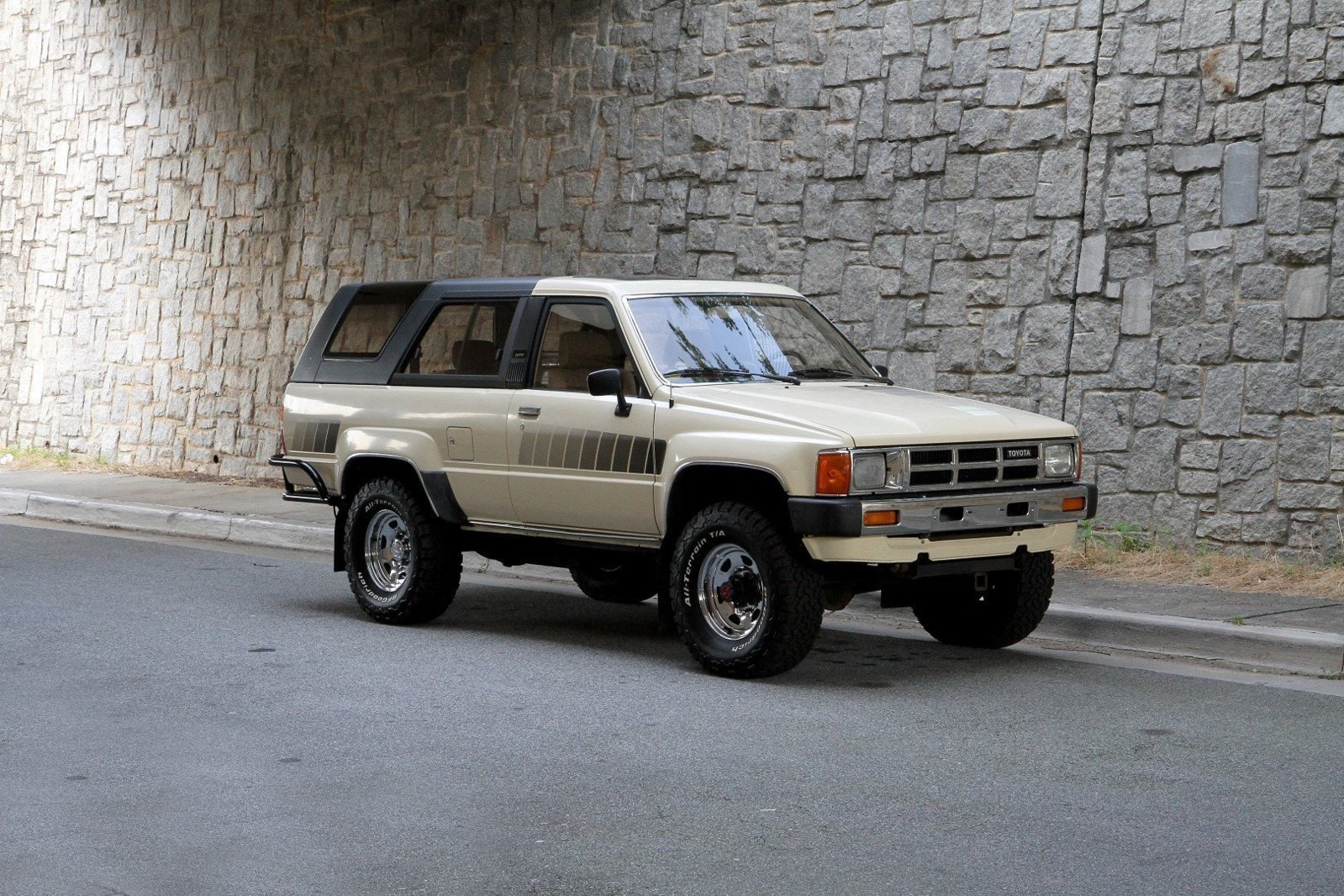 1985-toyota-4runner.jpg