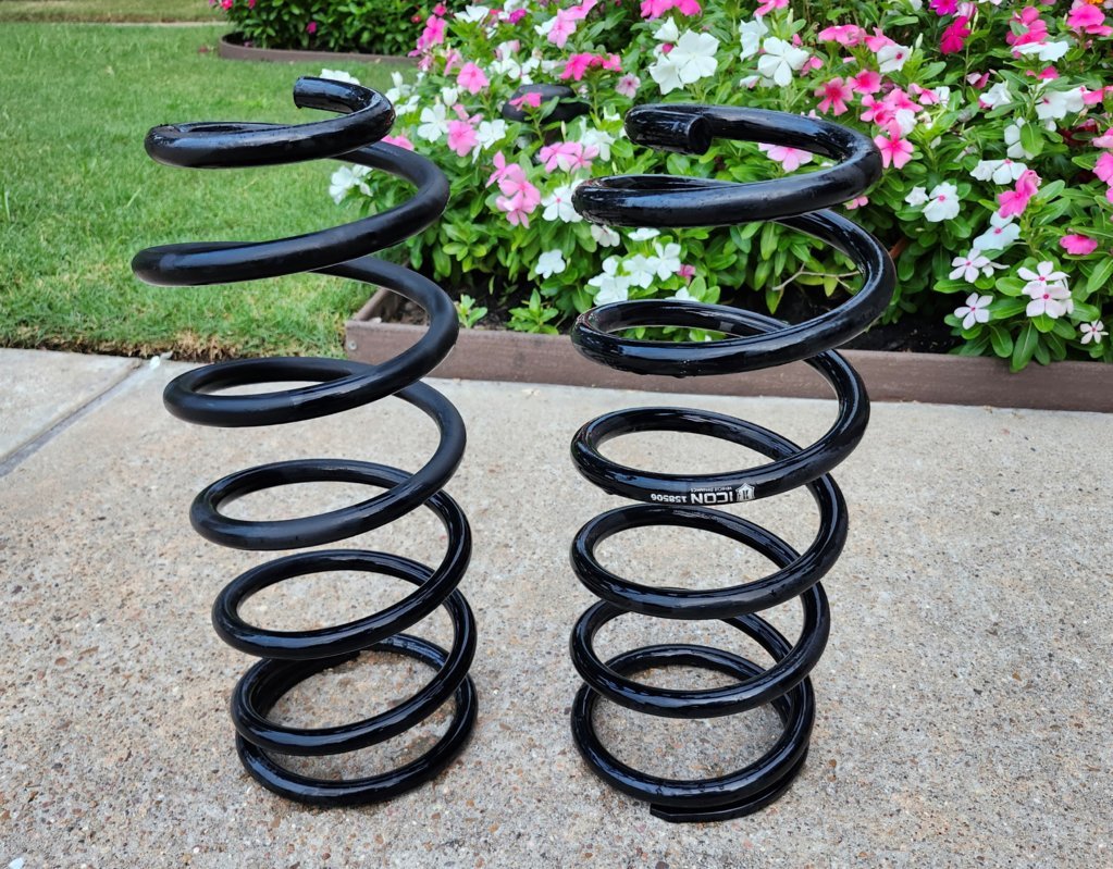 2 inch ICON Coils Spring.jpg