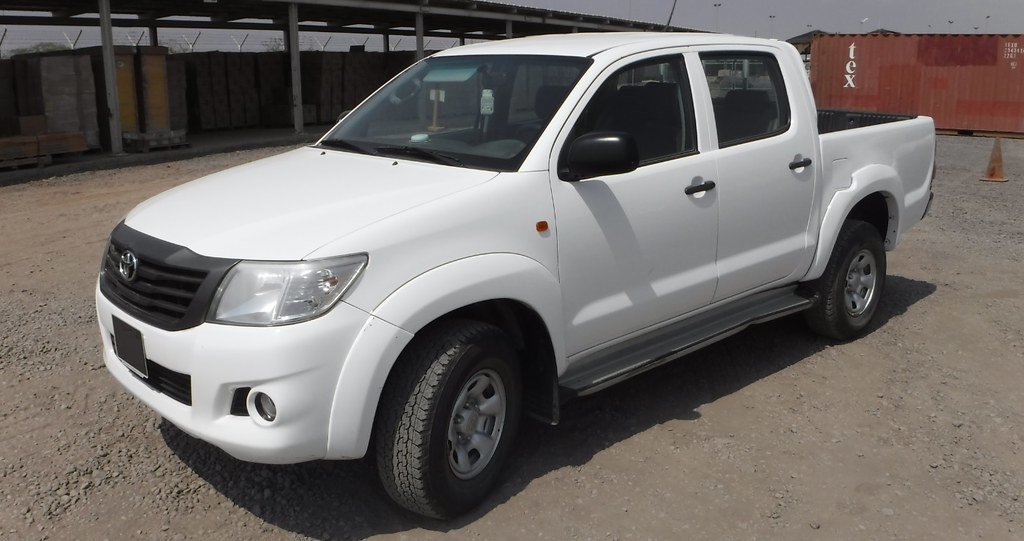 2014 Hilux.jpg