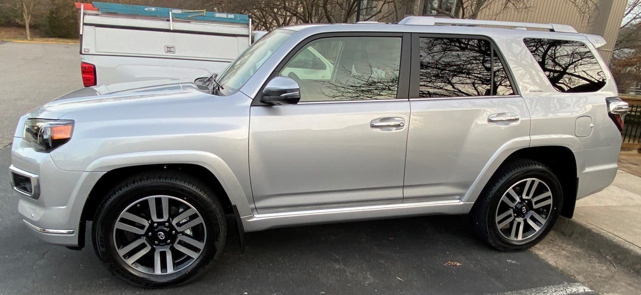 2020 Toyota 4Runner Limited.jpg