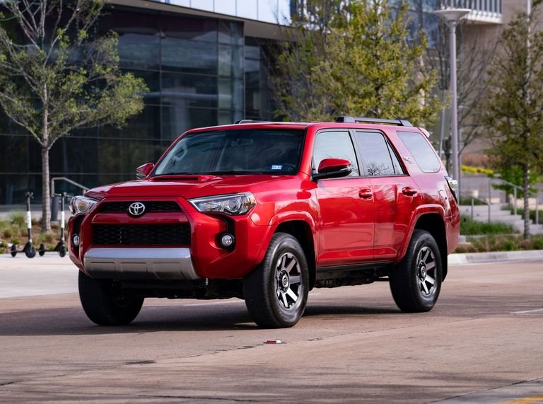 2020-toyota-4runner-mmp-1-1567799518 (1).jpg