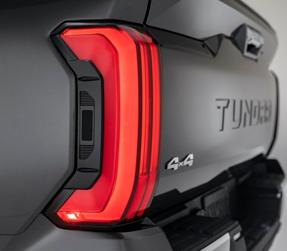 2022_Toyota_Tundra_Limited_tail-light-button (1).jpg