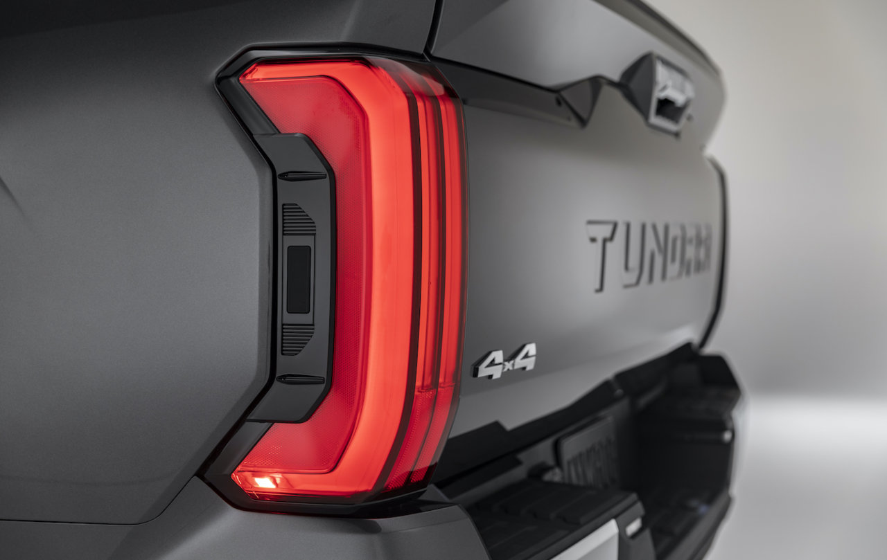 2022_Toyota_Tundra_Limited_tail-light-button.jpg