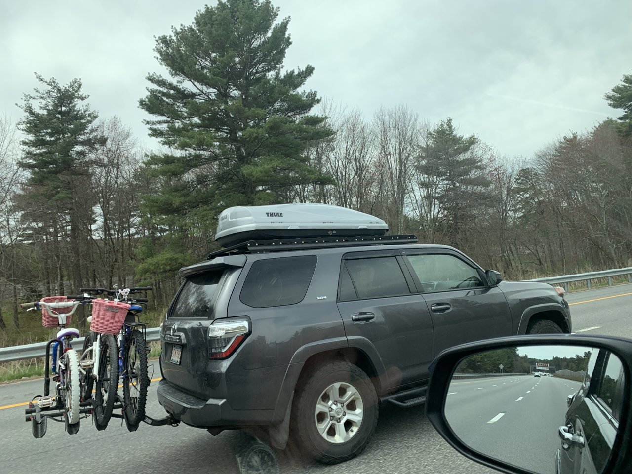 4 Runner Thule.jpg