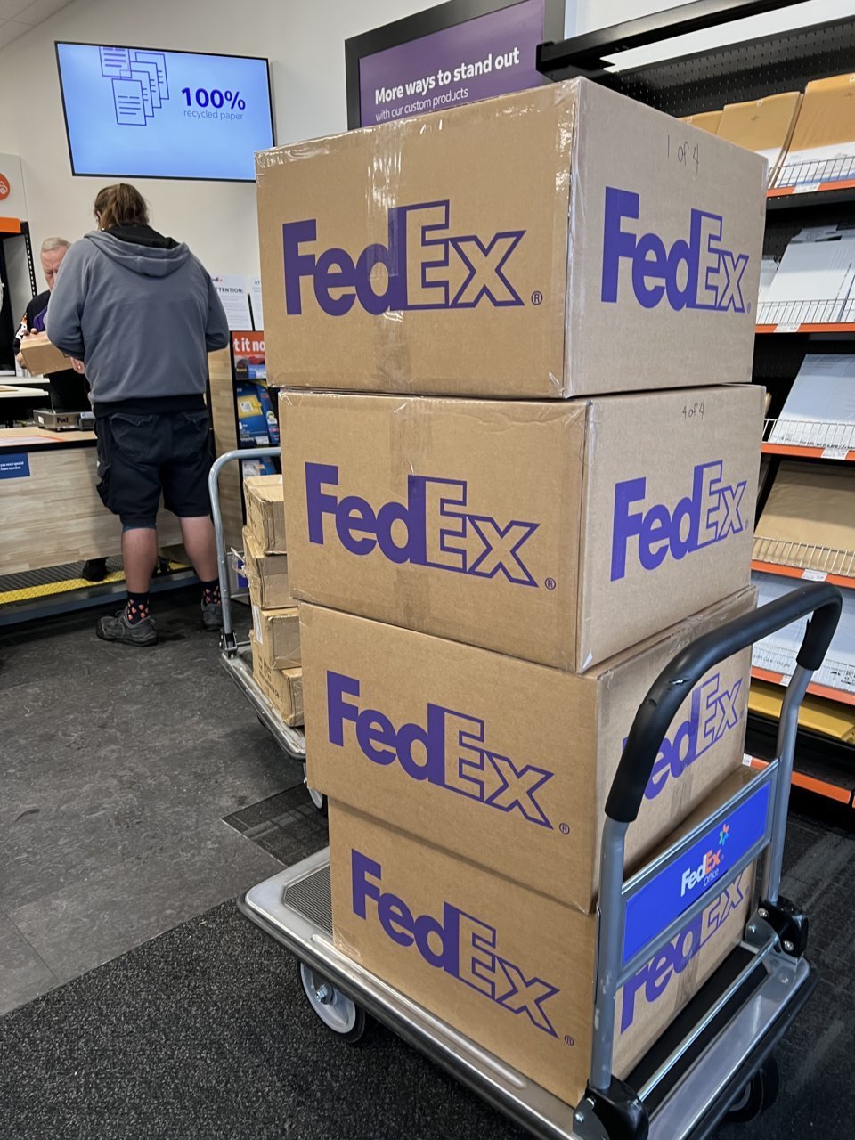 4r_rims_fedex.jpg