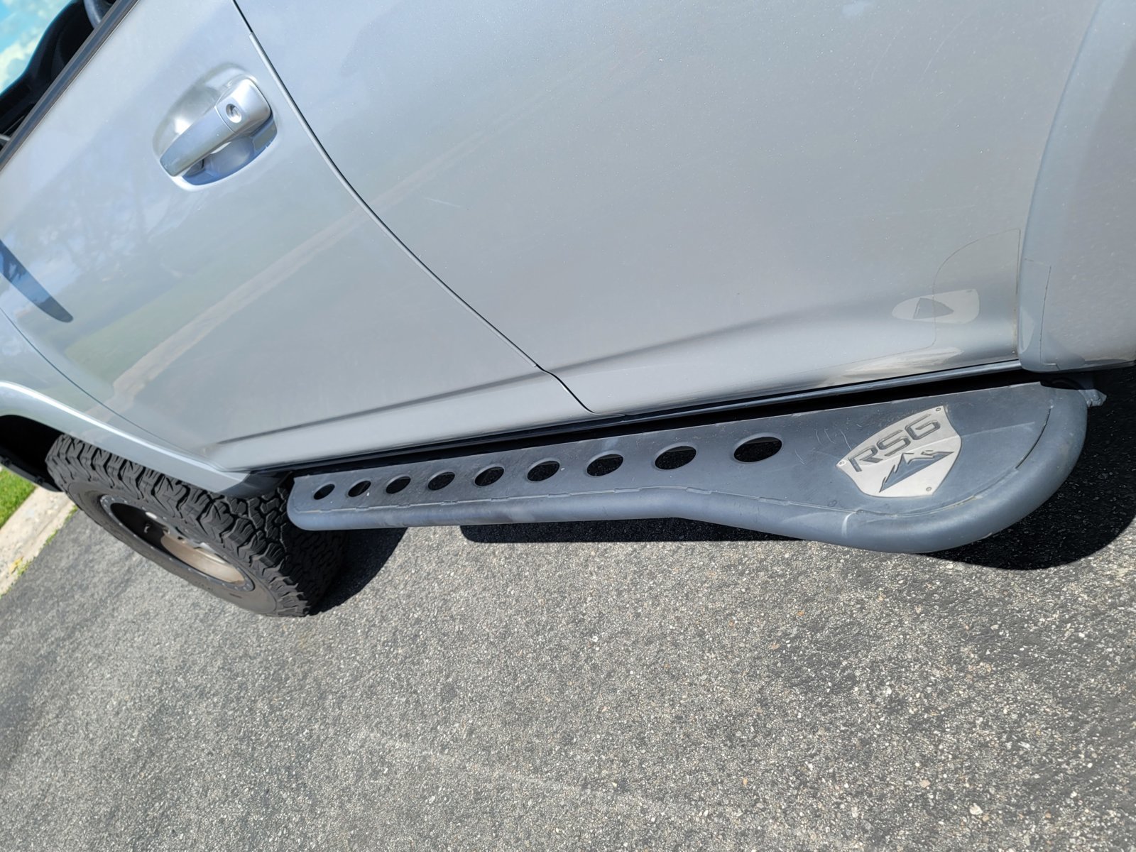 4Runner Flat Rock Sliders.jpg