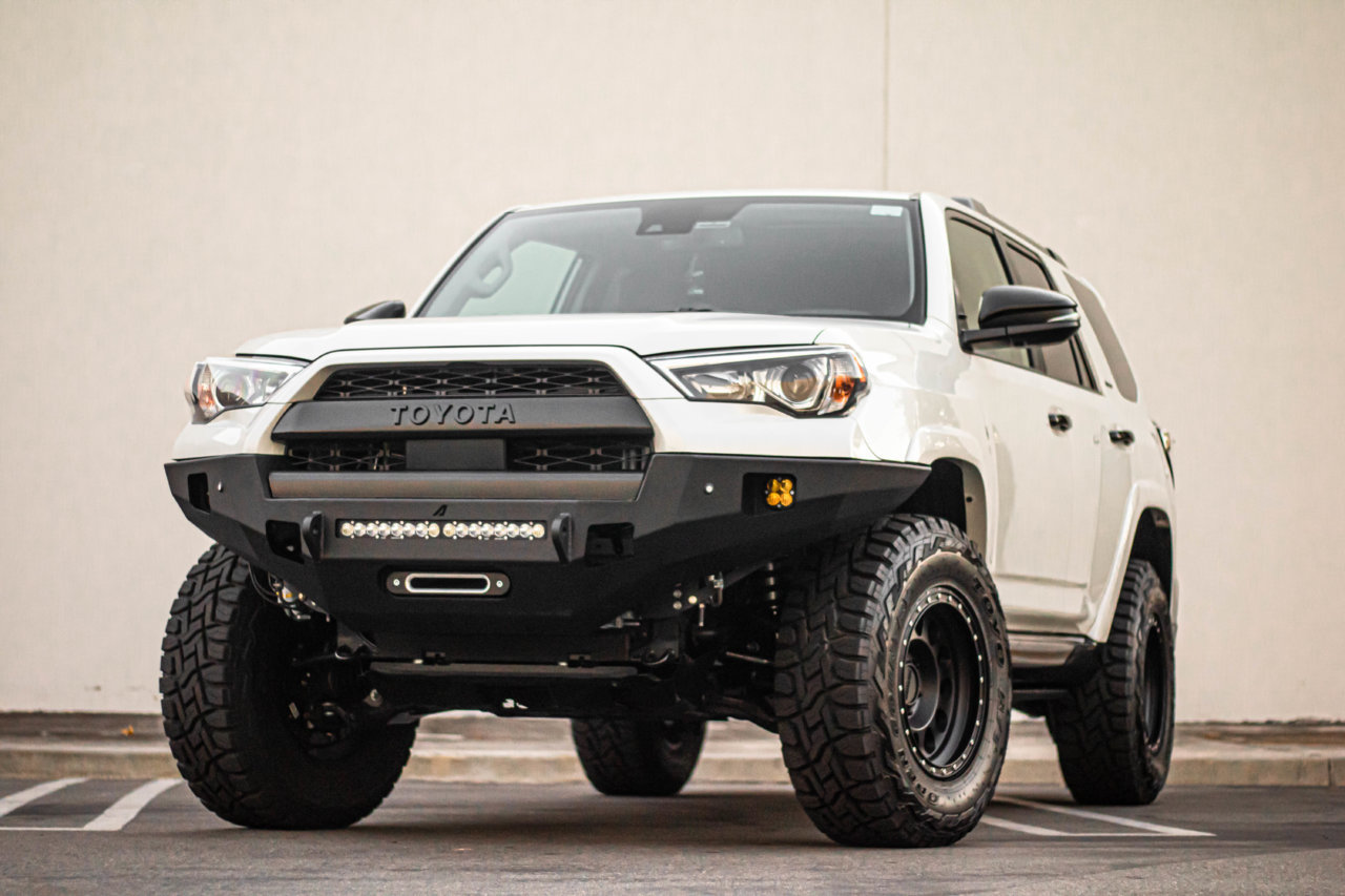 4Runner Limited Front Photo (1 of 1).jpg