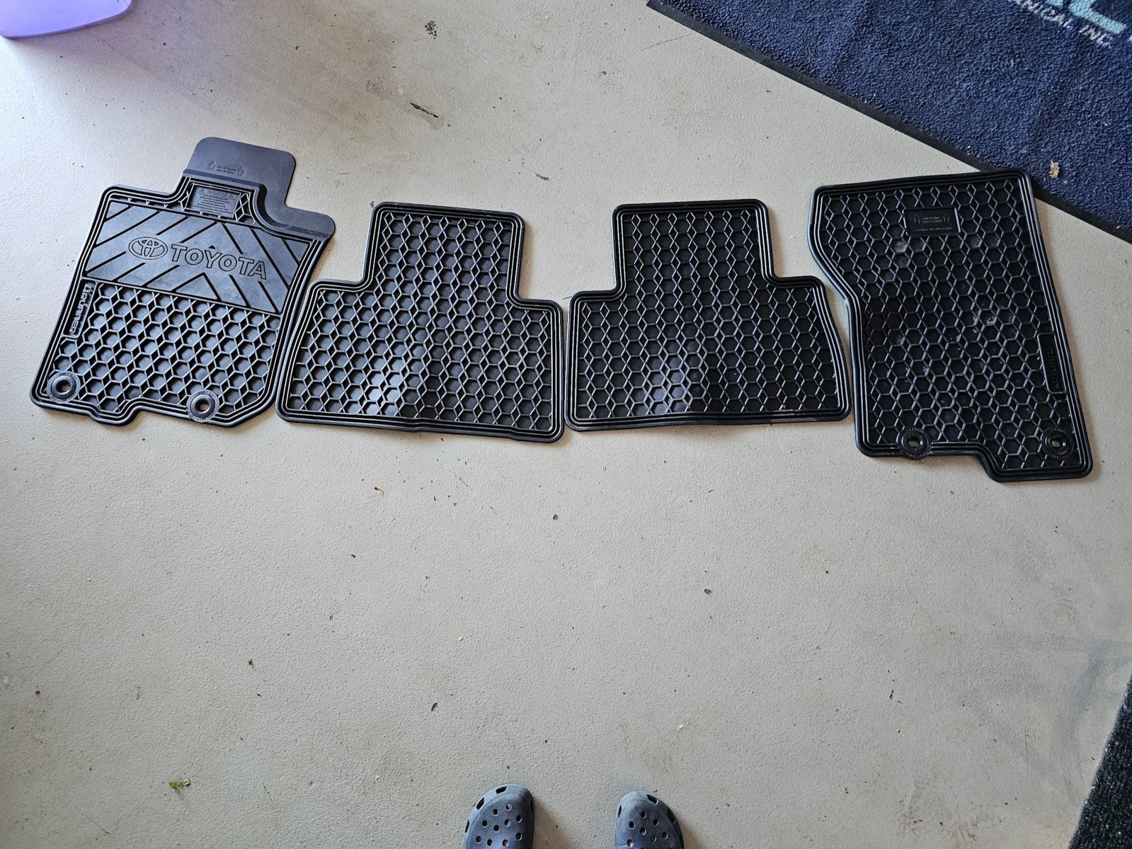 4Runner mats.jpg