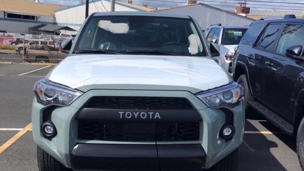 First Photos Revealed Of Lunar Rock 21 Toyota 4runner Trd Pro Toyota 4runner Forum 4runners Com