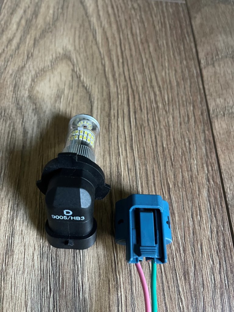 Bulb Connector 2.jpg