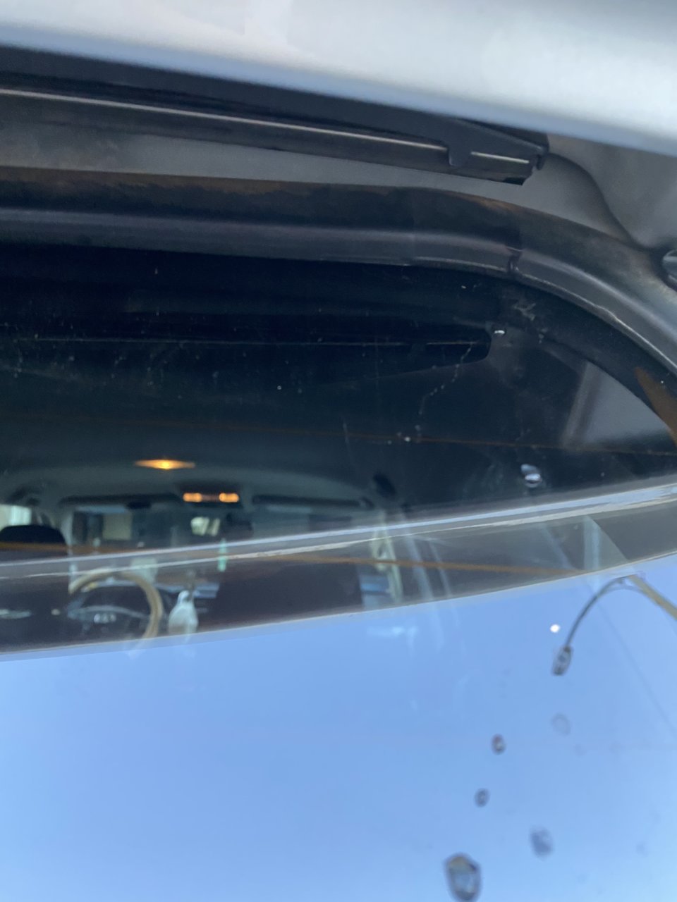 Rear windshield wiper not tucking in all the way | Toyota 4Runner Forum [4Runners.com] 2019 Toyota 4runner Rear Wiper Not Working