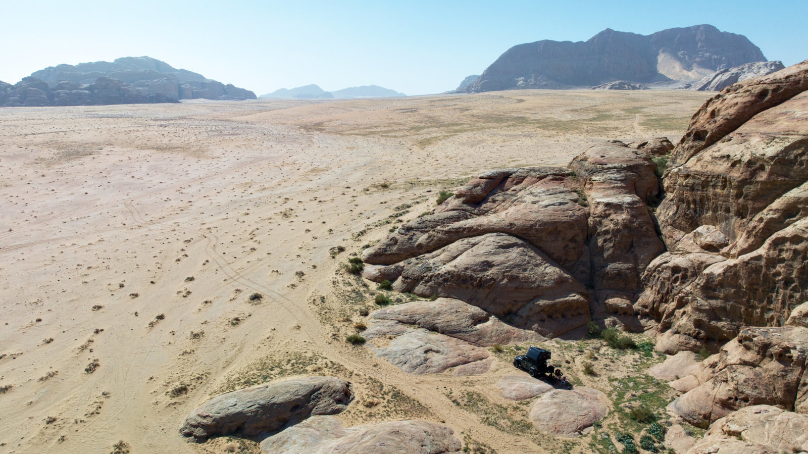 dji_0173-wadi-rum0423-jpg_ef820f5a432e9bc6fd720431249f931ebe233c36.jpg