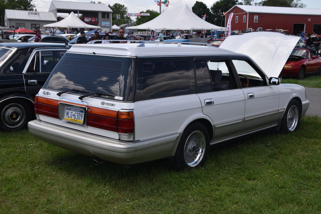 EB1_2322.jpg