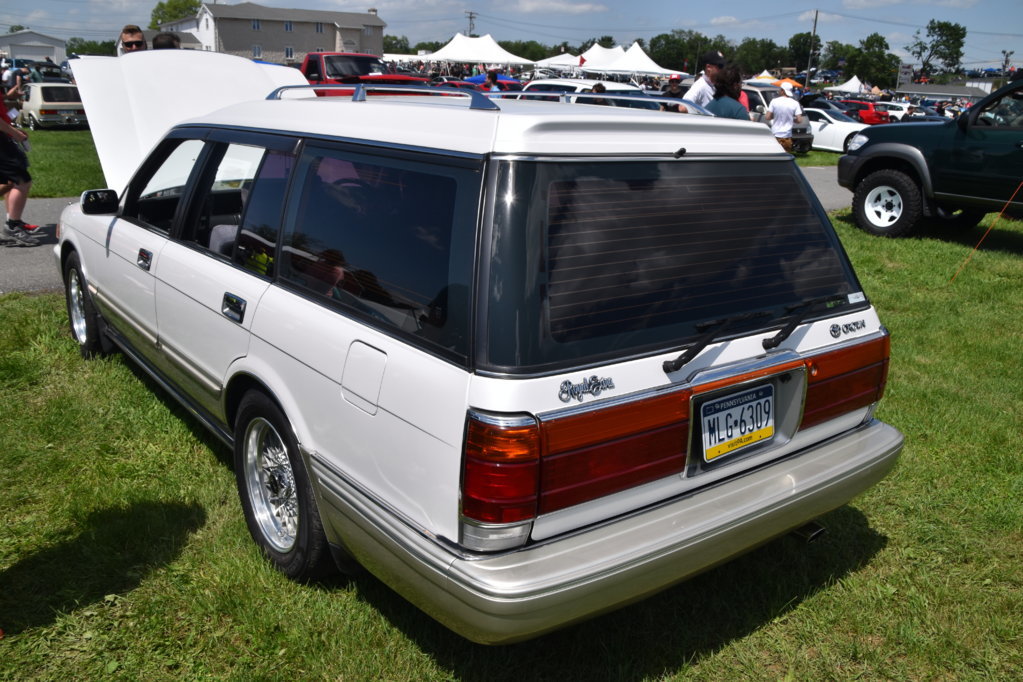 EB1_2328.jpg