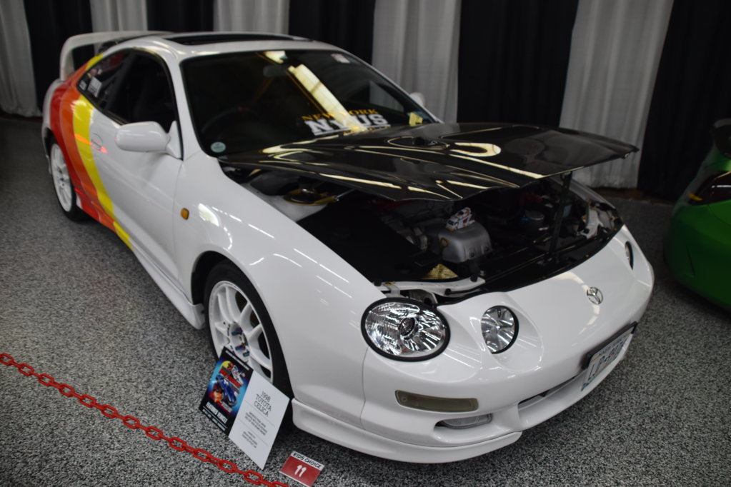 EB1_2351.jpg