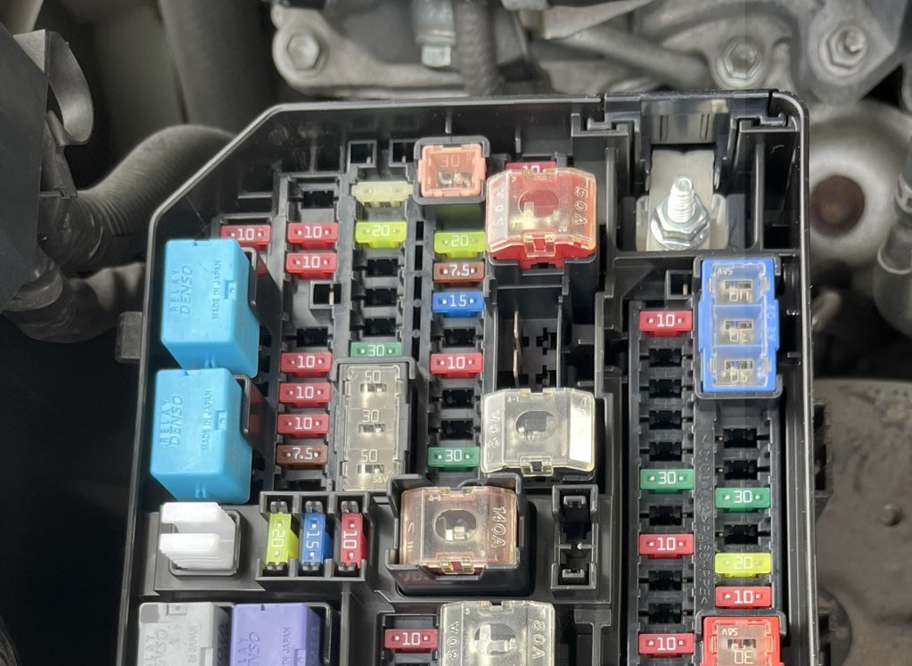 Fuses no MAYDAY.jpg