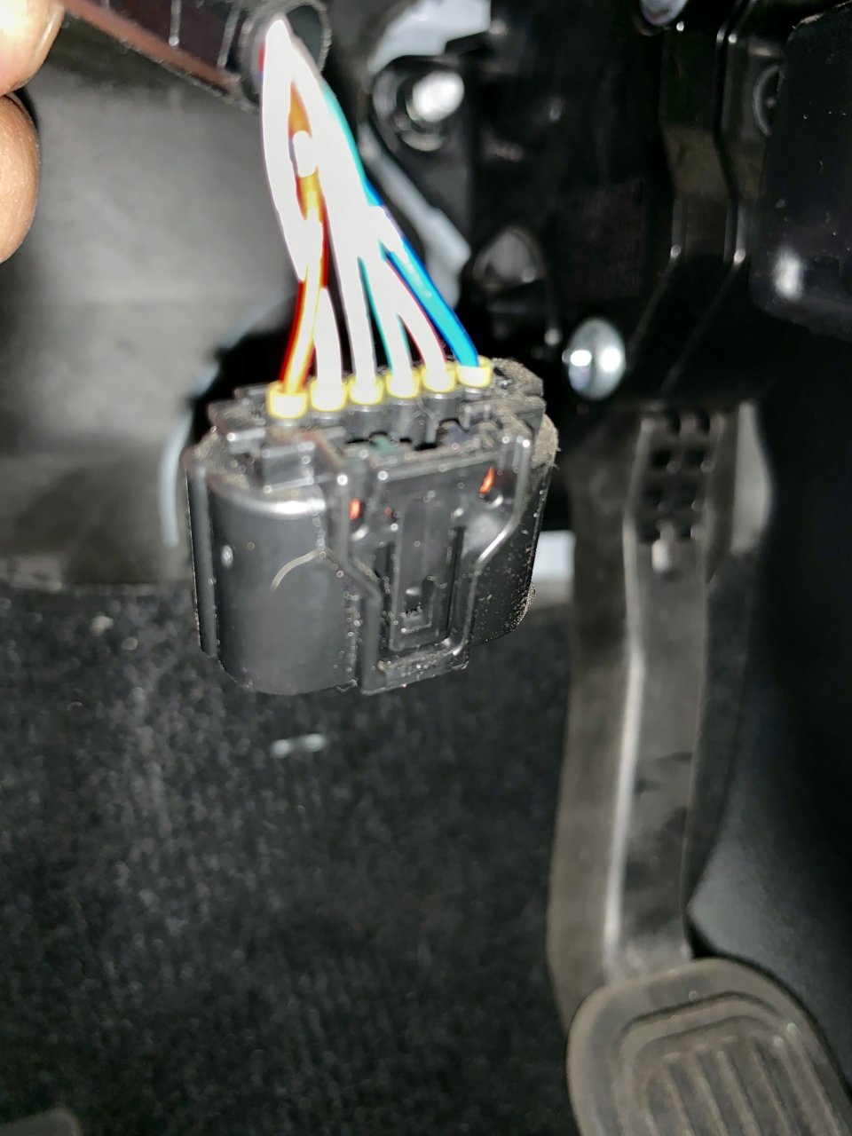 GP Harness disconnected.jpg