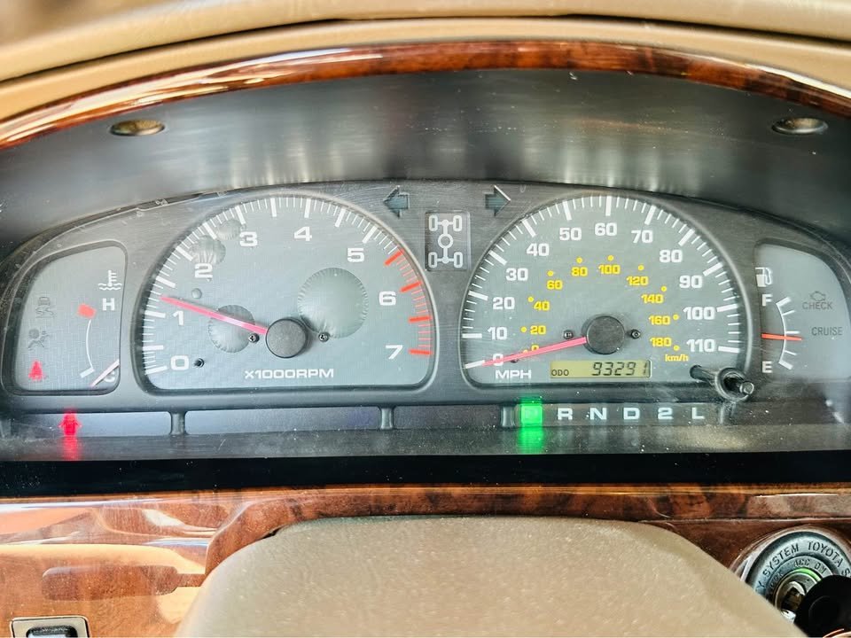 guage cluster.jpg