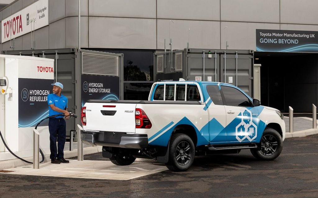 Hydrogen-Hilux-proto-02-1024x640.jpg