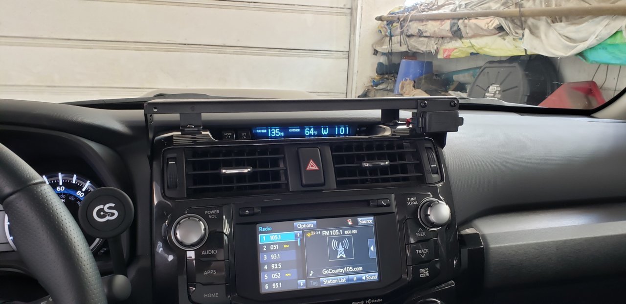 ICS Fab Dash Mount2.jpg