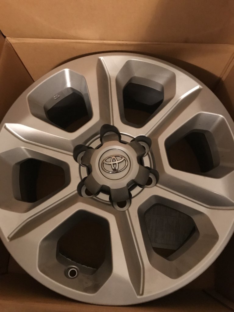 4 New 2017 SR5 Premium 17" wheel take-offs w/ less than 500 Miles- $375