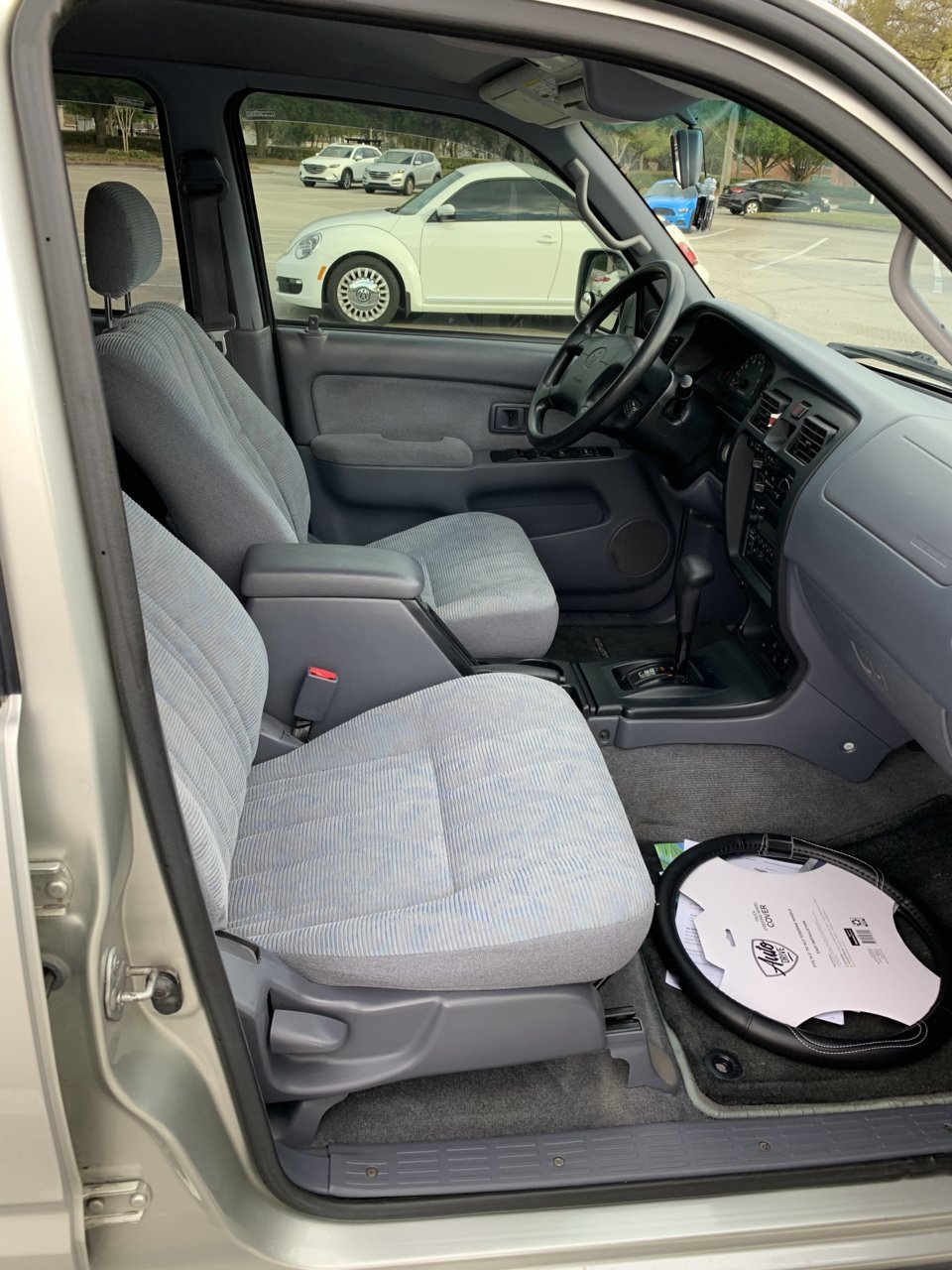 INTERIOR.jpg