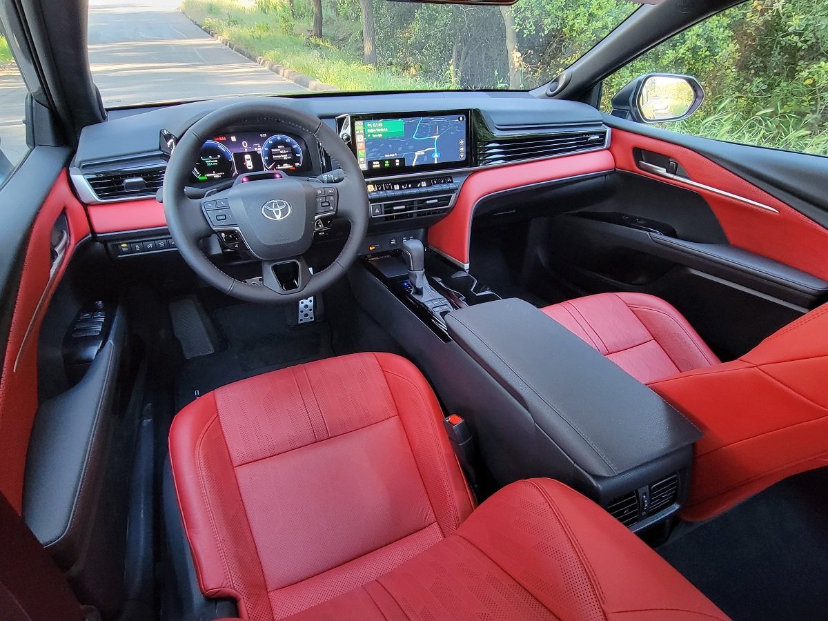 JDP_2025 Toyota Camry XSE Cockpit Red Interior Dashboard.jpg