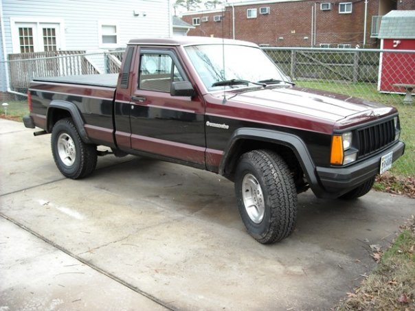 Jeep Comanche pickup_1988_4wd 4 cyl 5 spd.jpg