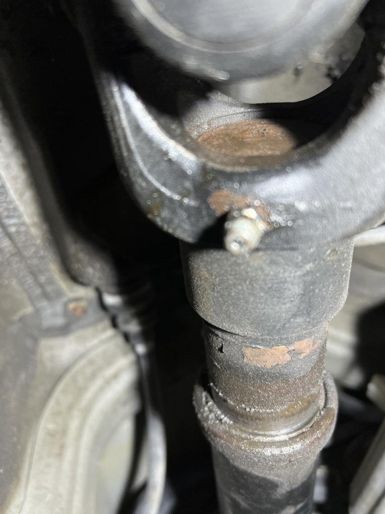 Rear yolk cap.jpg