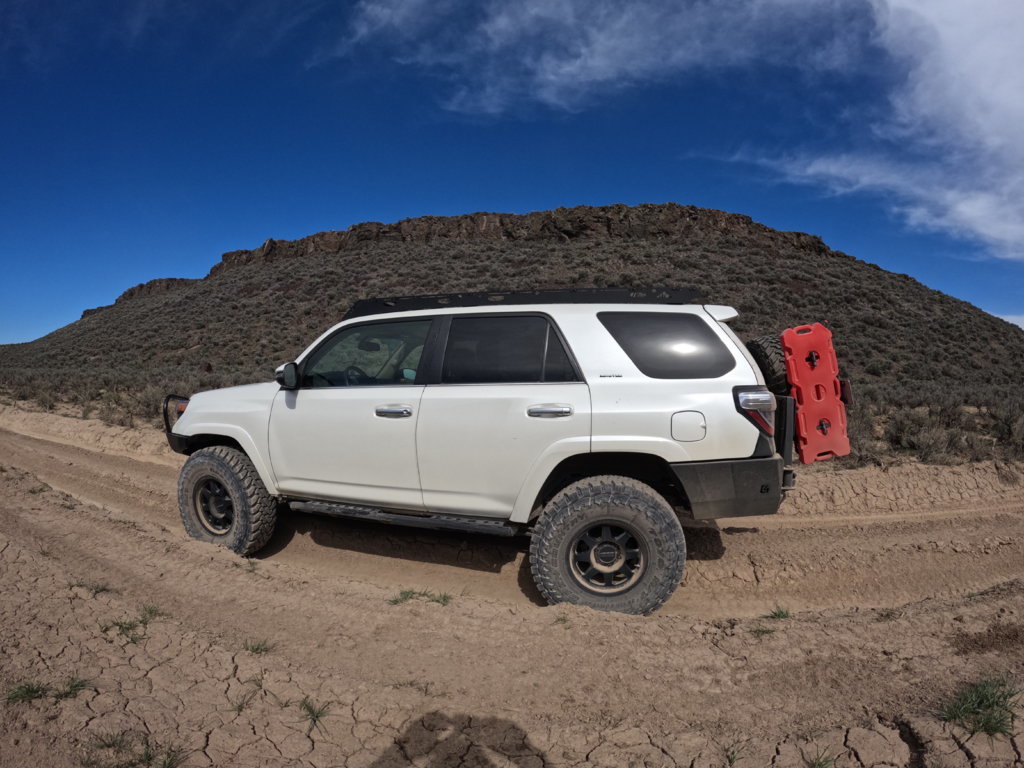 truck in desert.jpg