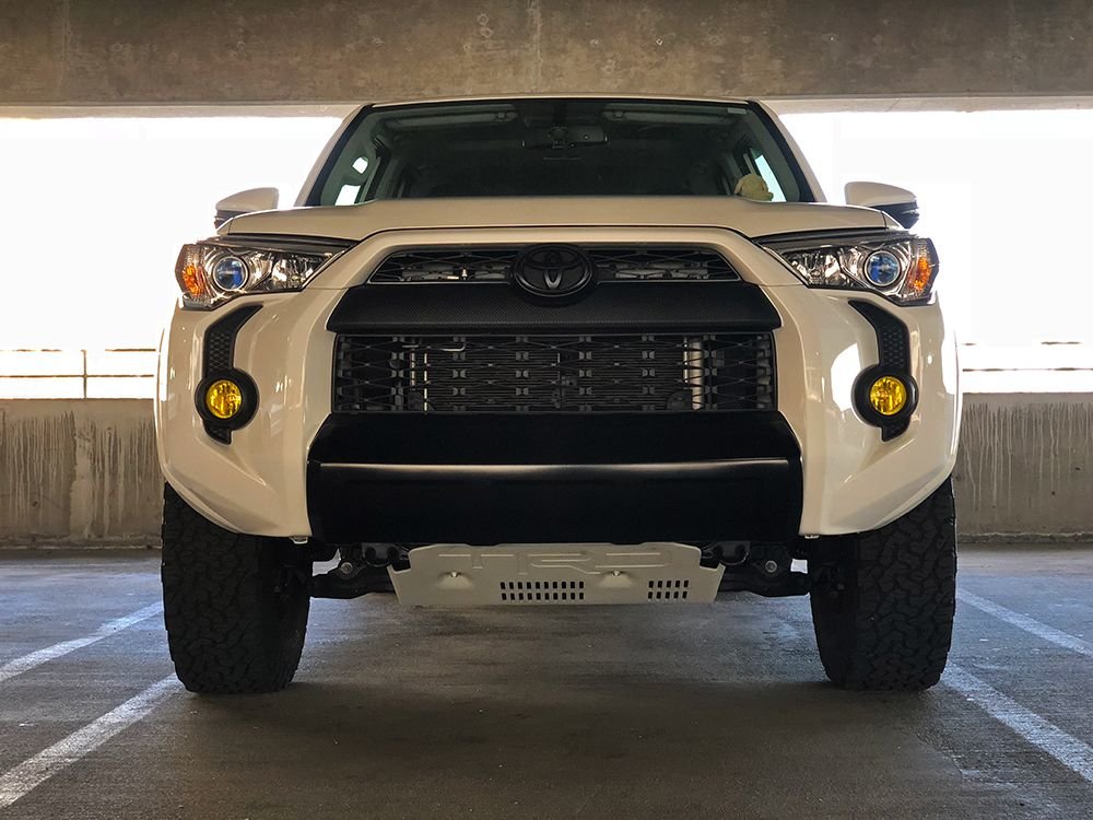 White 4runner Blackout Grill Minus Inside Bumper.jpg