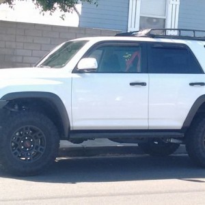 Whose 4Runner is this in SoCal with a Demello front bumper